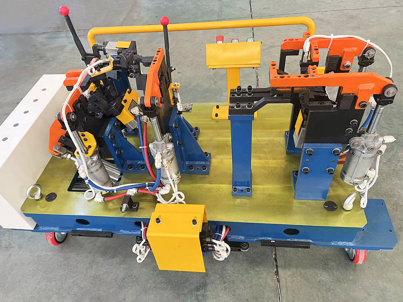 汽車零部件夾具（jù）