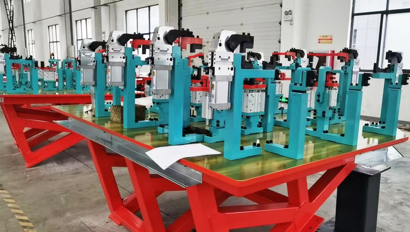 汽車零部件夾具（jù）