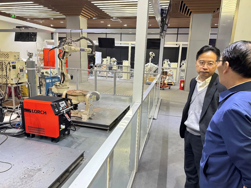 續簽啟新程（chéng） 攜手傳新知